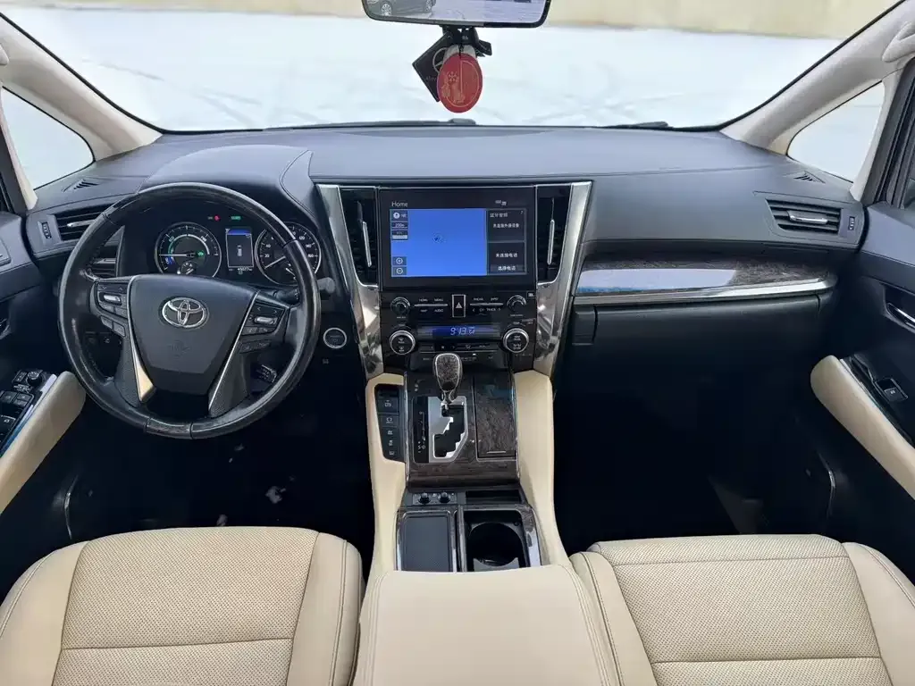 Toyota Vellfire 2021 из CN, фото 5