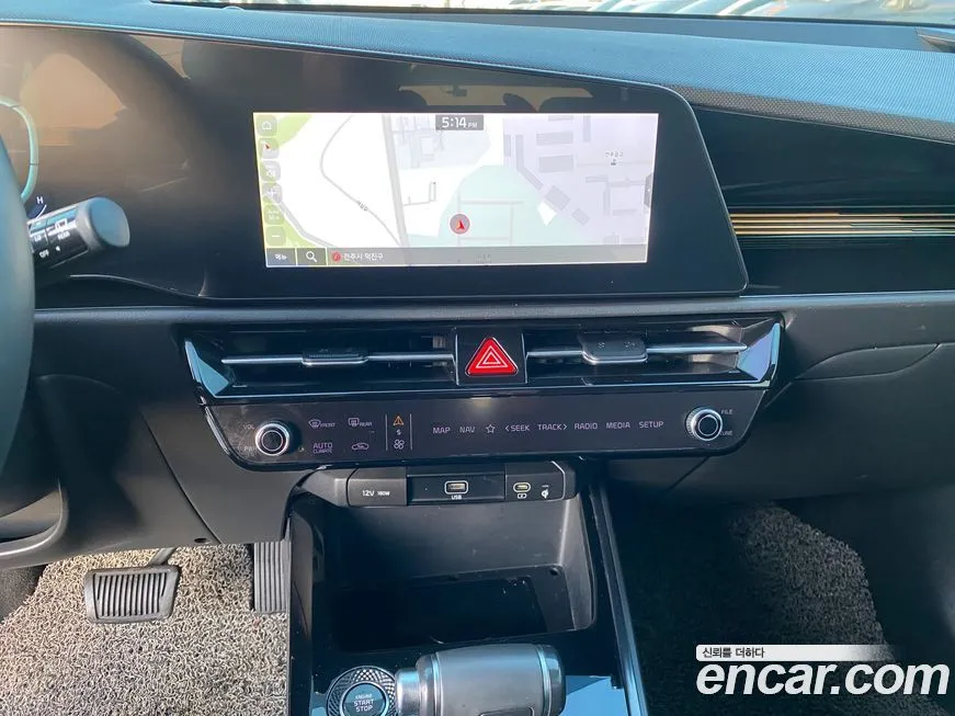 Kia Niro 2022 из KR, фото 2