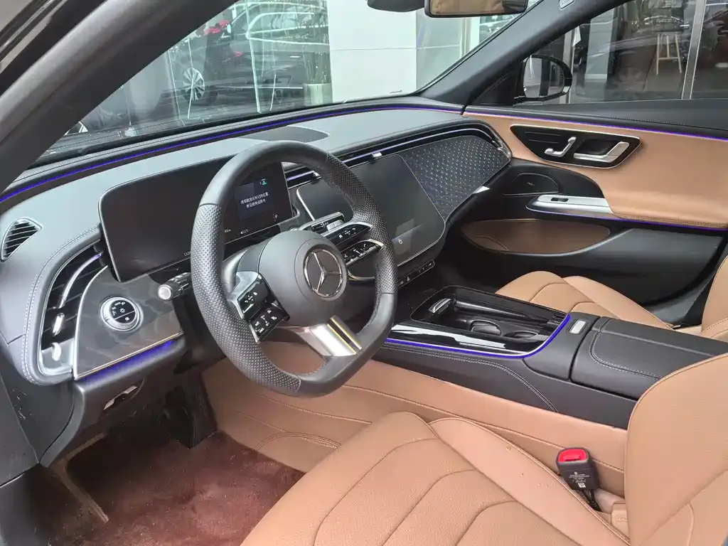 Mercedes-Benz E-Class 2025 из CN, фото 2