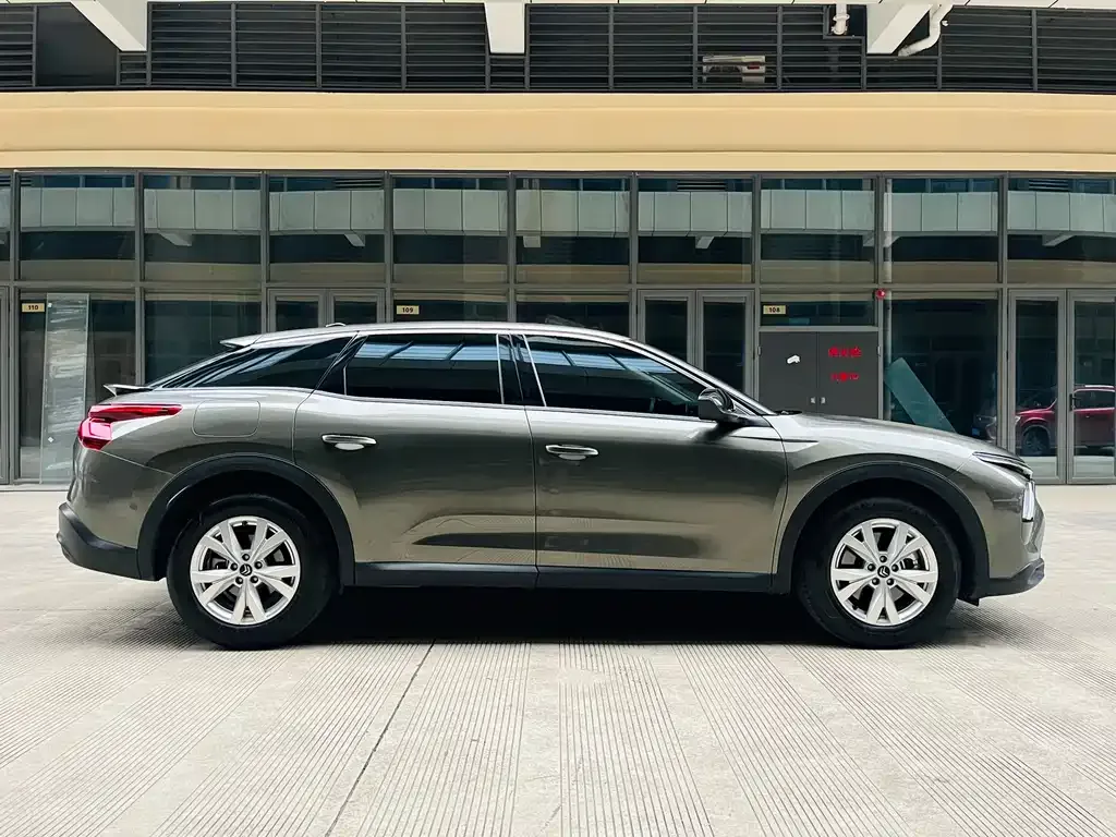 Citroen C5 X 2024 из CN, фото 9