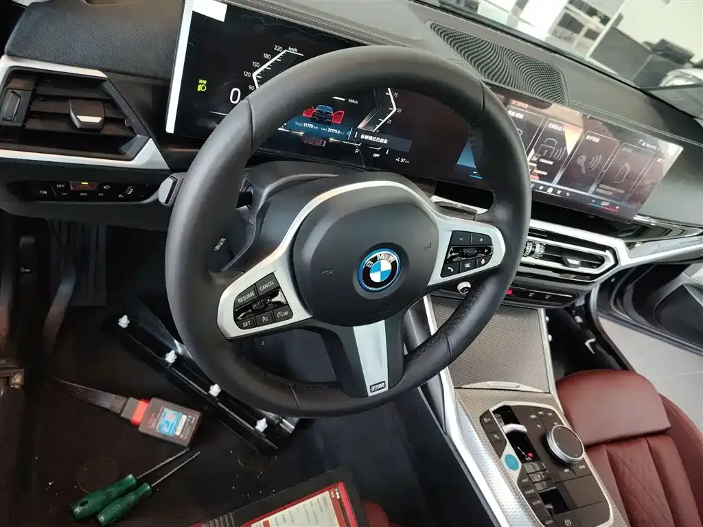 BMW i3 — фото 8
