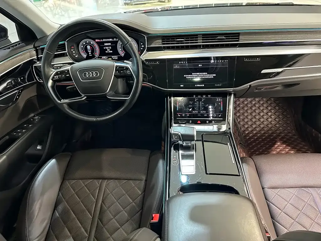 Audi A8 2021 из CN, фото 10