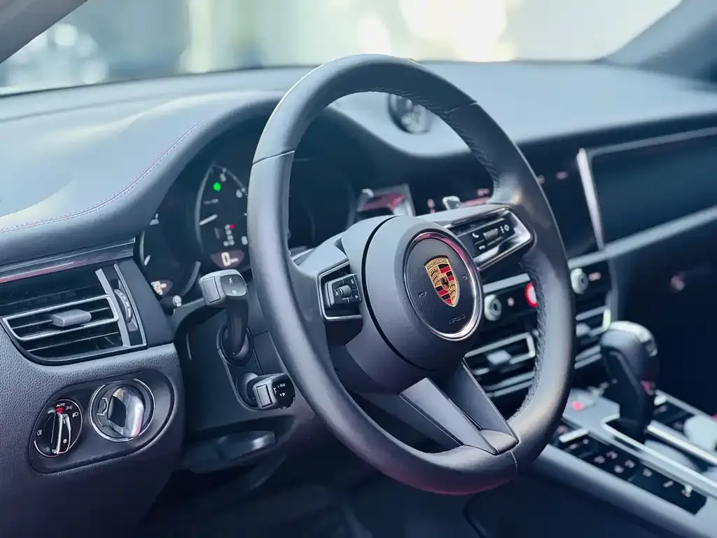 Porsche Macan 2023 из CN, фото 4