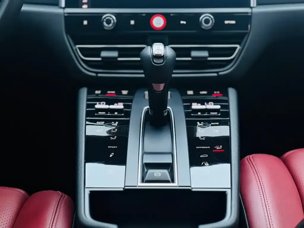 Porsche Macan 2023 из CN, фото 7