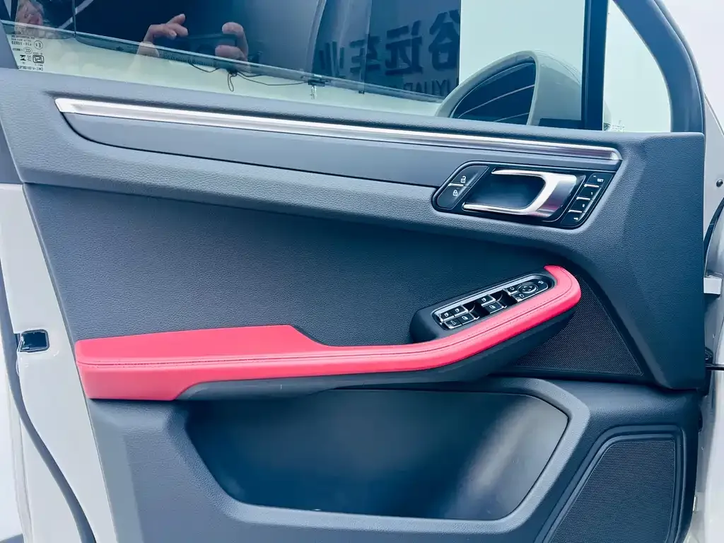 Porsche Macan 2023 из CN, фото 3