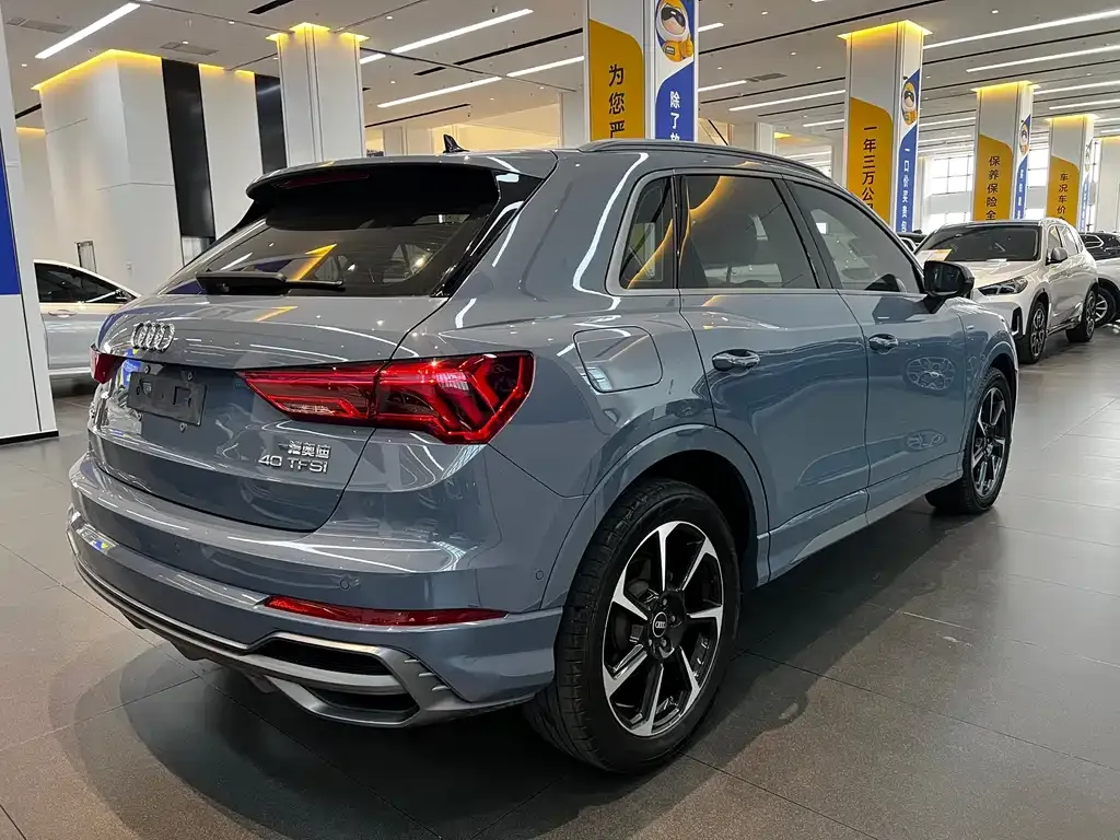 Audi Q3 — фото 6
