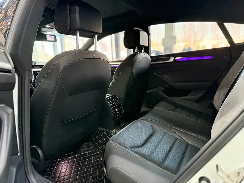 Volkswagen CC 2022 из CN, фото 7