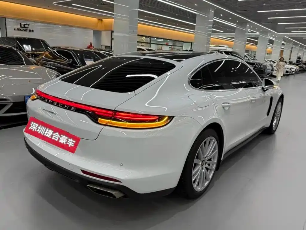 Porsche Panamera 2021 из CN, фото 10