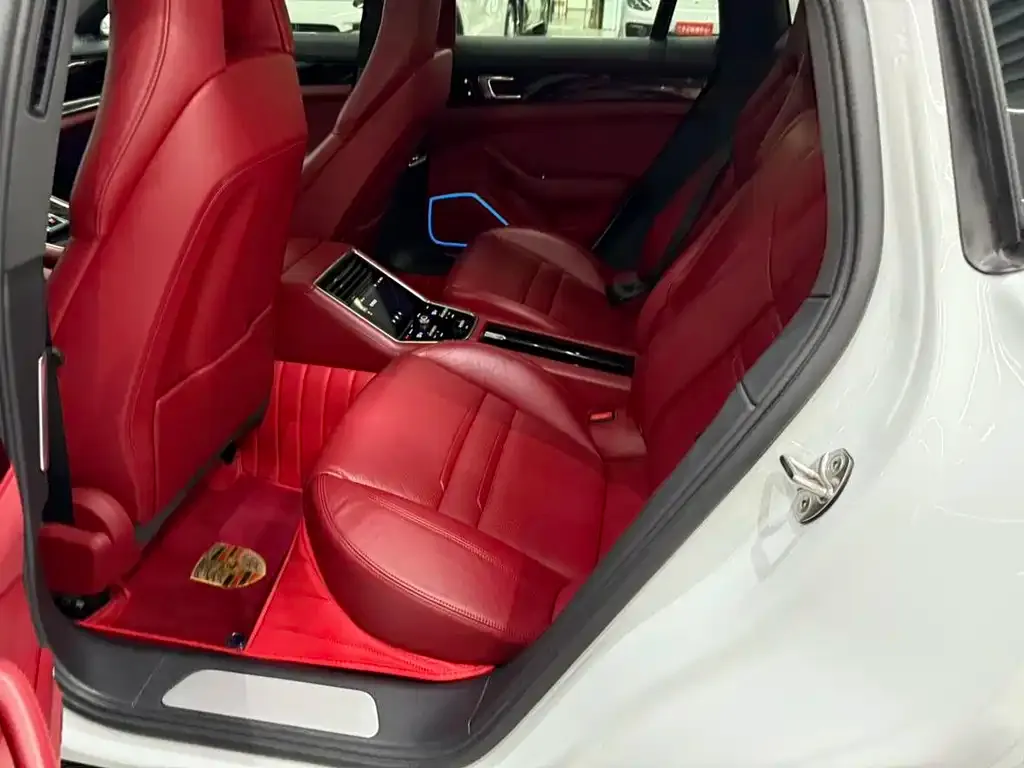Porsche Panamera 2021 из CN, фото 7