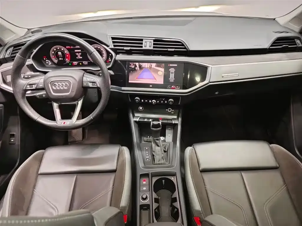 Audi Q3 Sportback 2023 из CN, фото 6