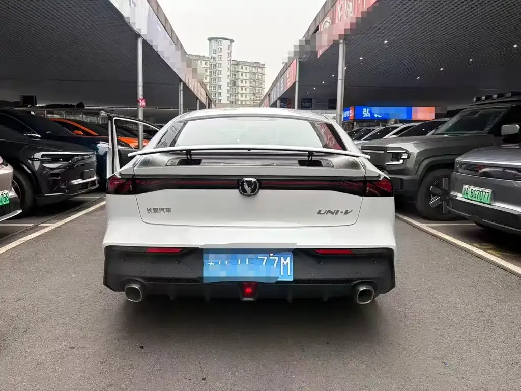 Changan UNI-V 2023 из CN, фото 4