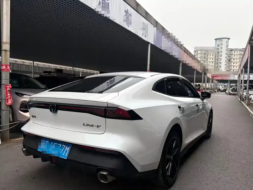 Changan UNI-V 2023 из CN, фото 9