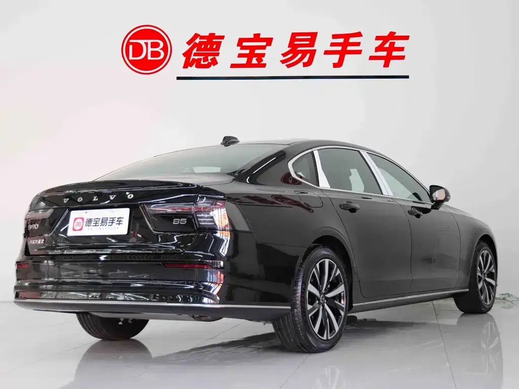 Volvo S90 2025 из CN, фото 4