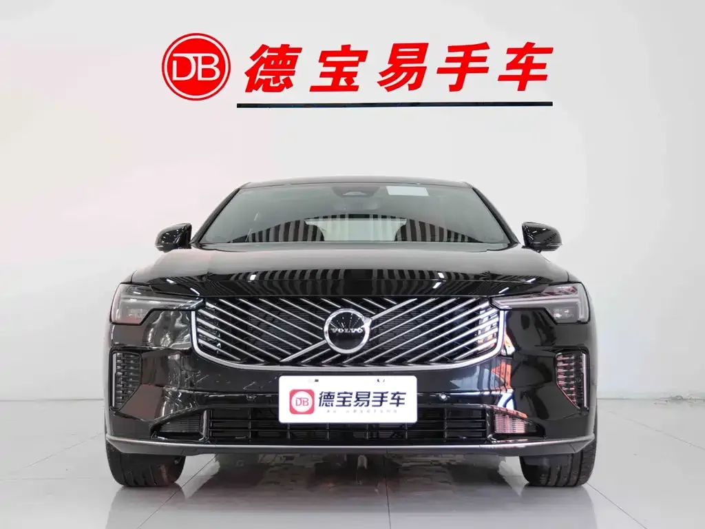 Volvo S90 2025 из CN, фото 2