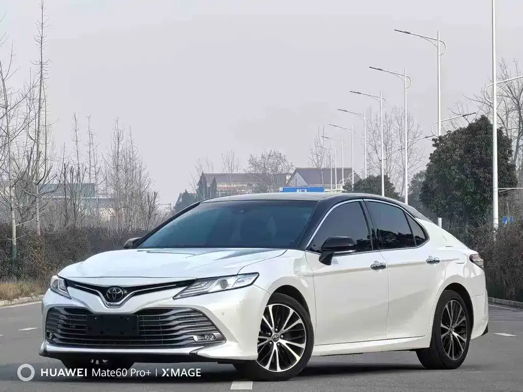 Toyota Camry 2021 из CN, фото 1