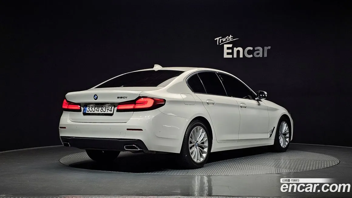 BMW 5-Series 2023 из KR, фото 3