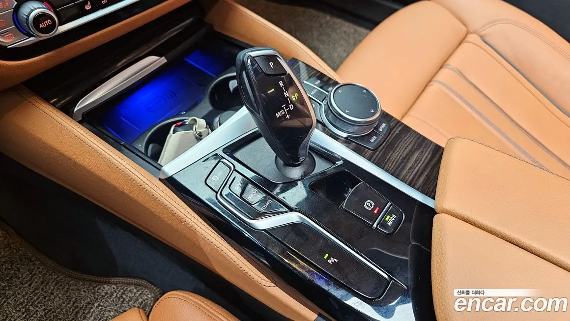 BMW 5-Series 2023 из KR, фото 10