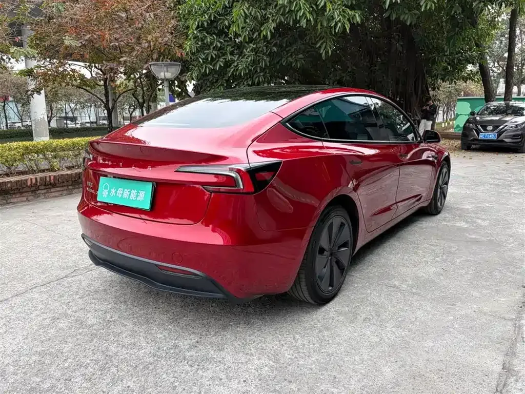 Tesla Model 3 2023 из CN, фото 9