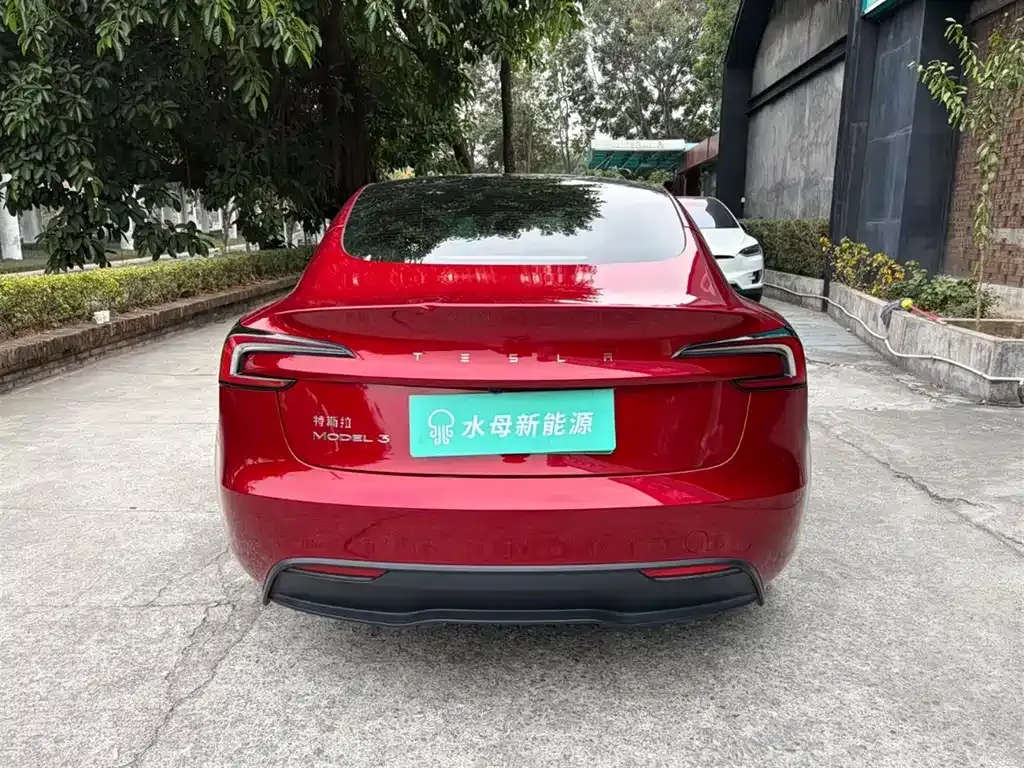 Tesla Model 3 2023 из CN, фото 10