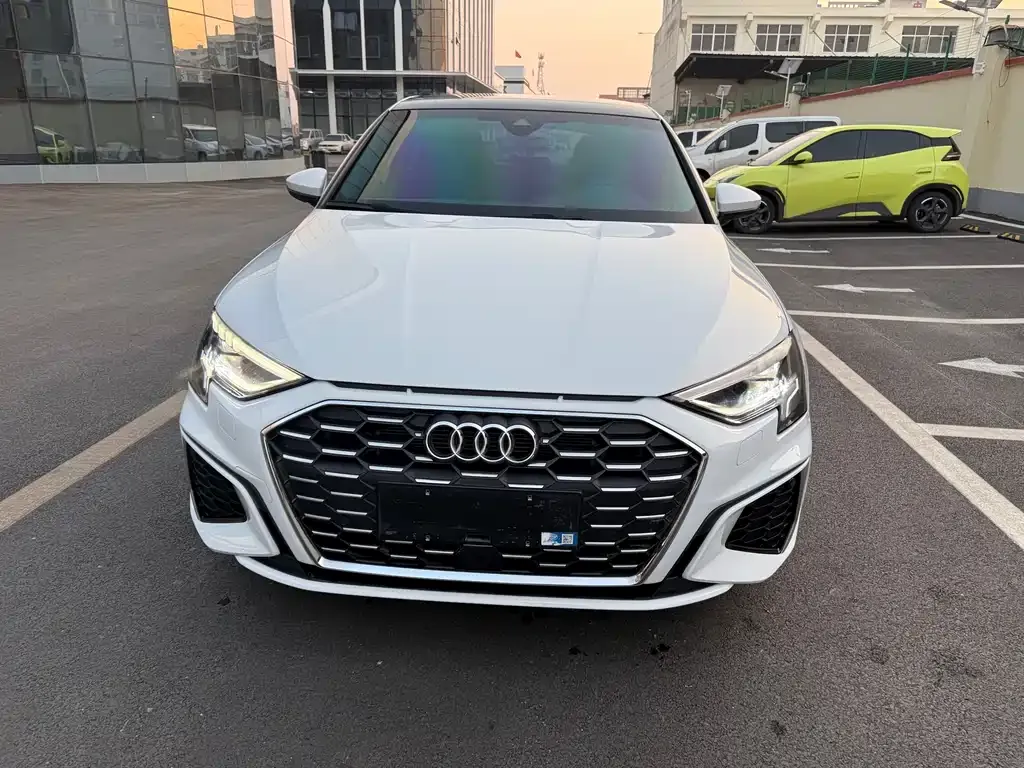 Audi A3 2024 из CN, фото 9