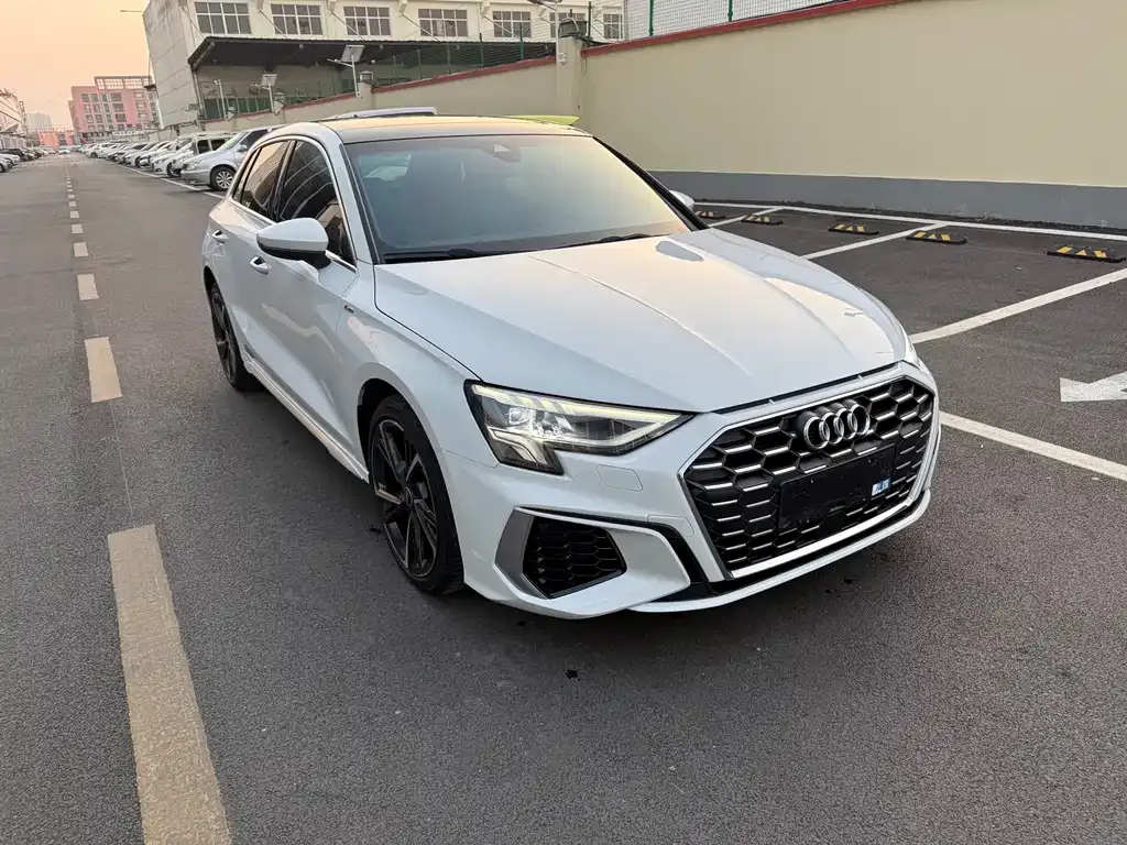 Audi A3 2024 из CN, фото 10