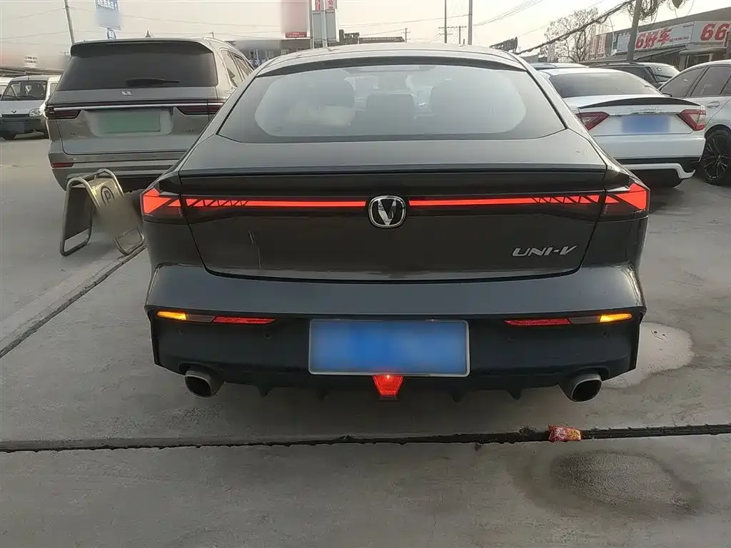 Changan UNI-V 2022 из CN, фото 6