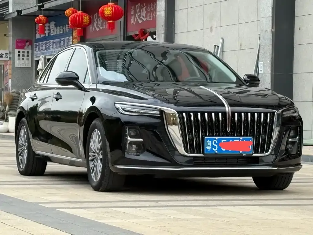 Hongqi H5 — фото 1