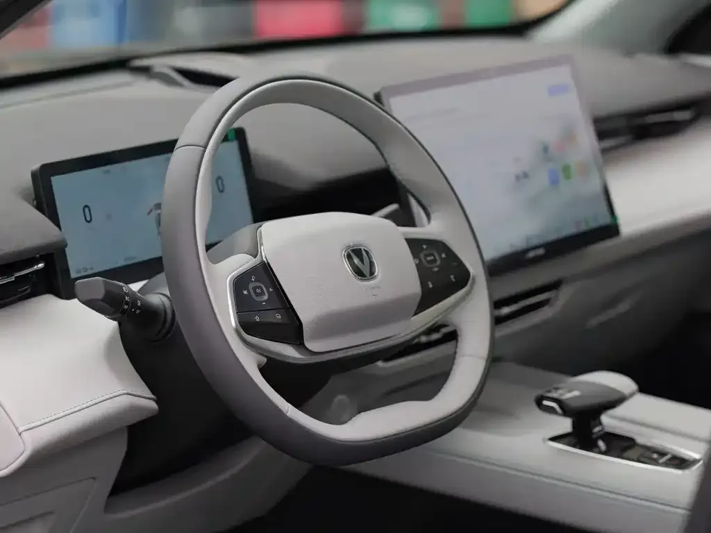 Changan UNI-Z New Energy 2025 из CN, фото 9