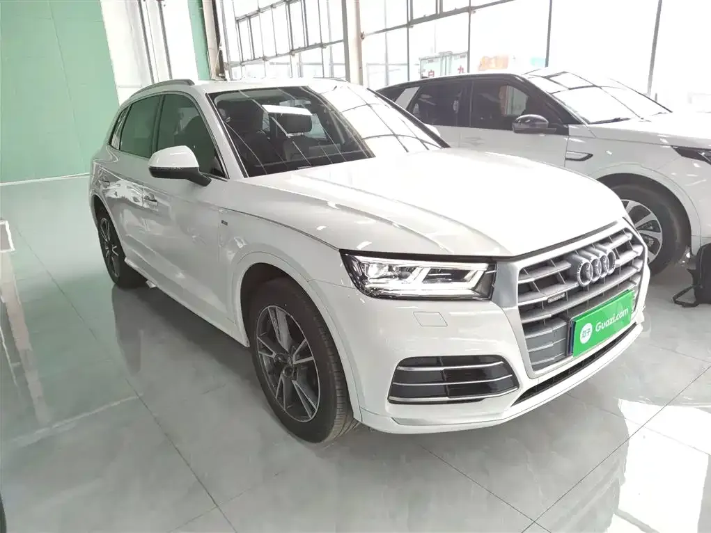 Audi Q5L 2021 из CN, фото 4