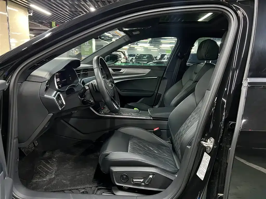 Audi A6L 2025 из CN, фото 4