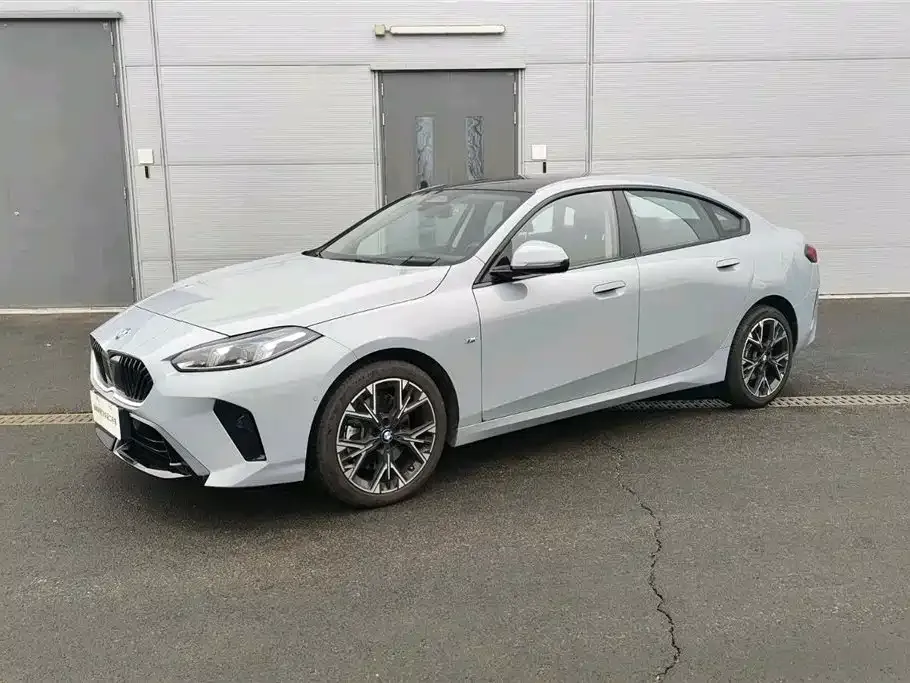 BMW 2 Series — фото 1