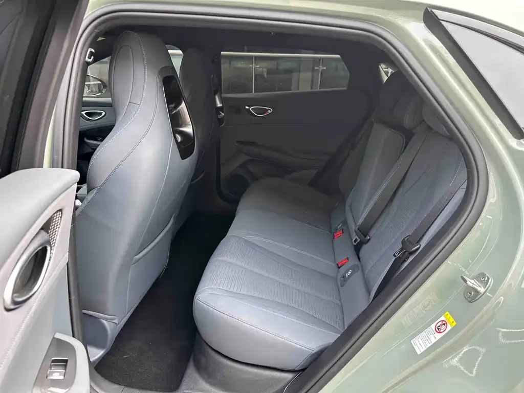 BYD Seal 06GT 2025 из CN, фото 9