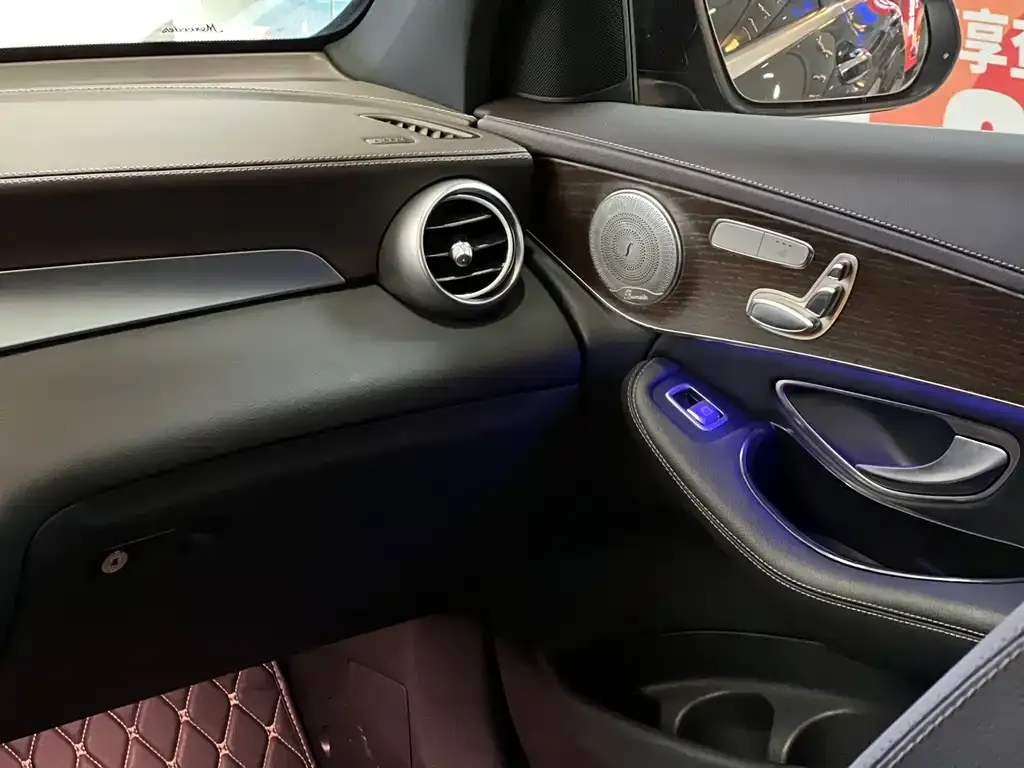 Mercedes-Benz GLC 2023 из CN, фото 8
