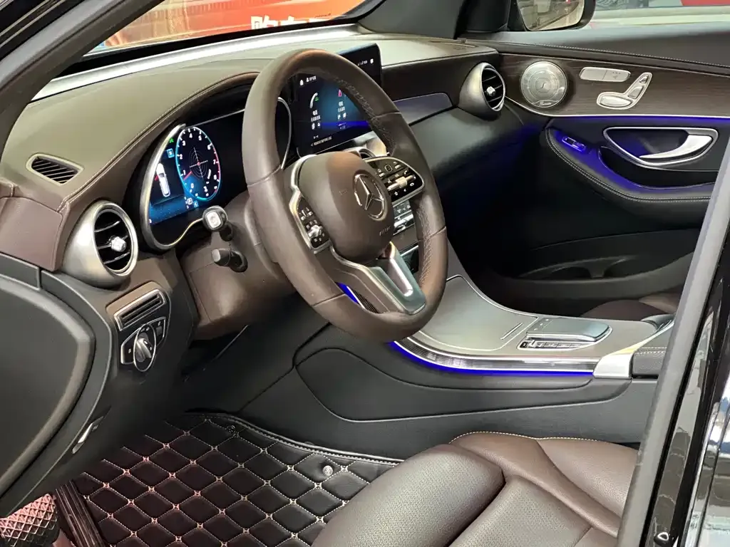 Mercedes-Benz GLC 2023 из CN, фото 3