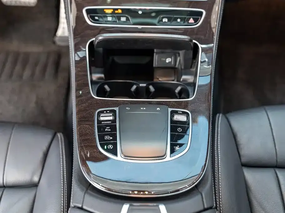 Mercedes-Benz E-Class (Import) 2023 из CN, фото 4