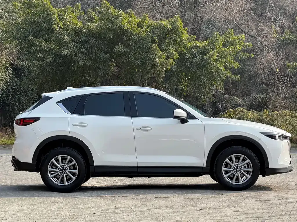 Mazda CX-5 2023 из CN, фото 9