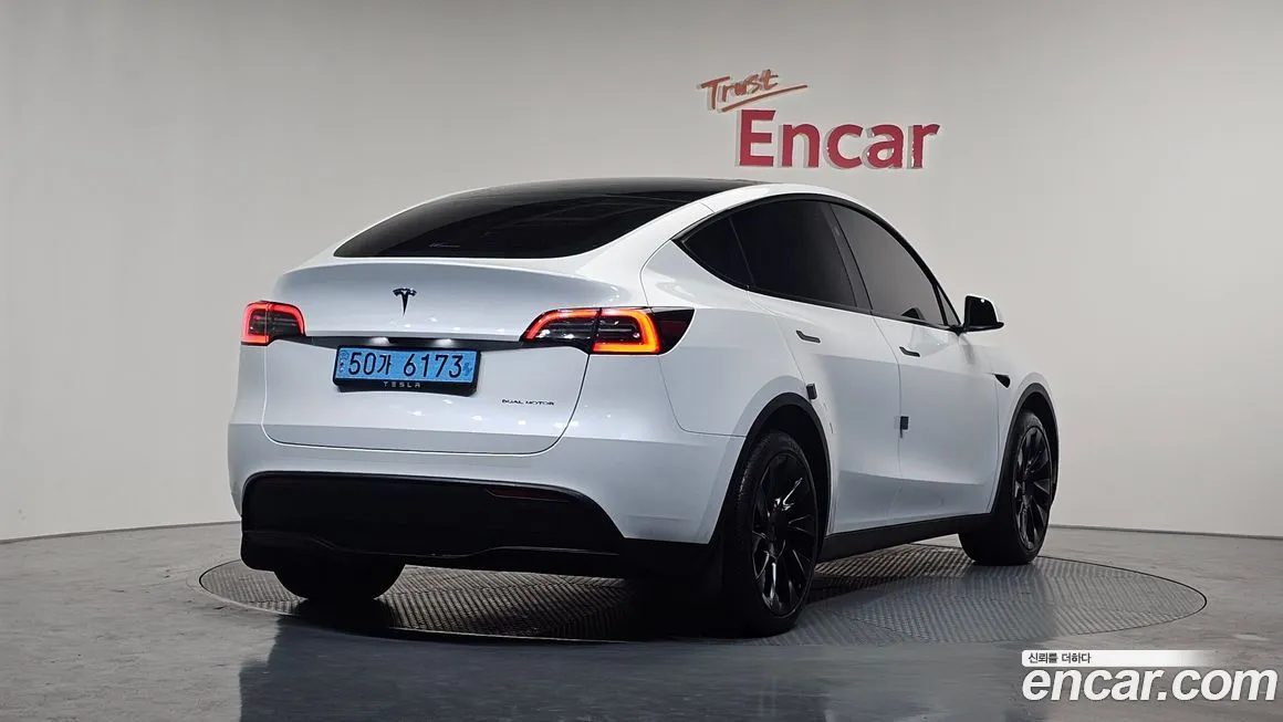 Tesla Model Y 2024 из KR, фото 4