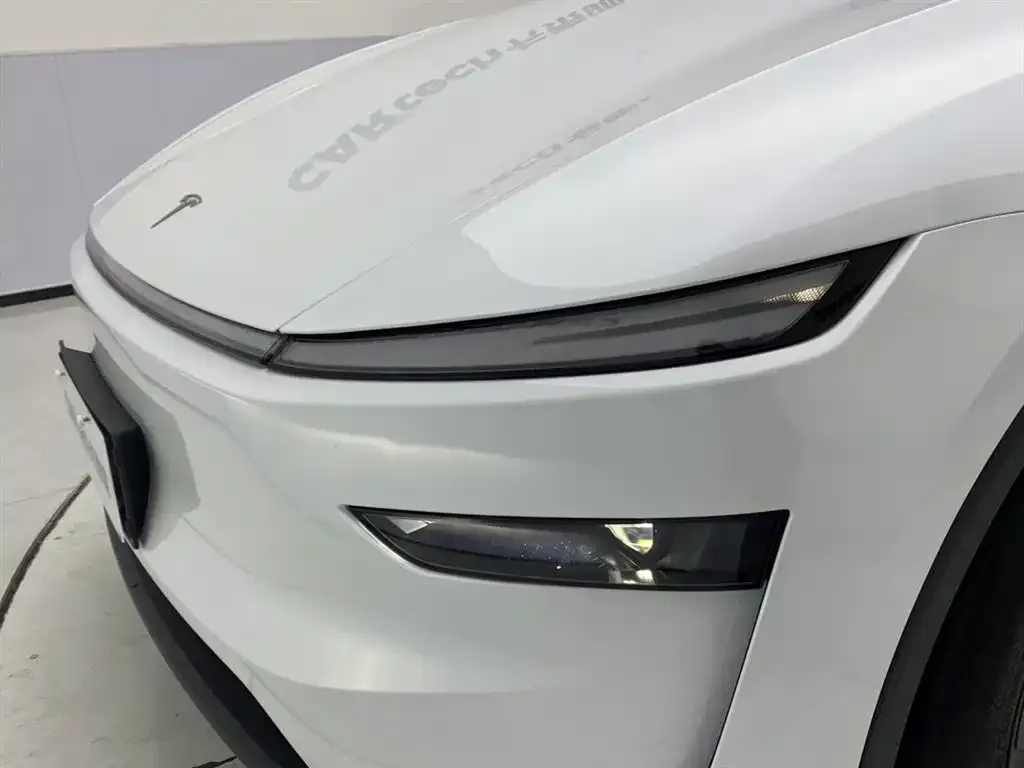 Tesla Model Y 2025 из CN, фото 8