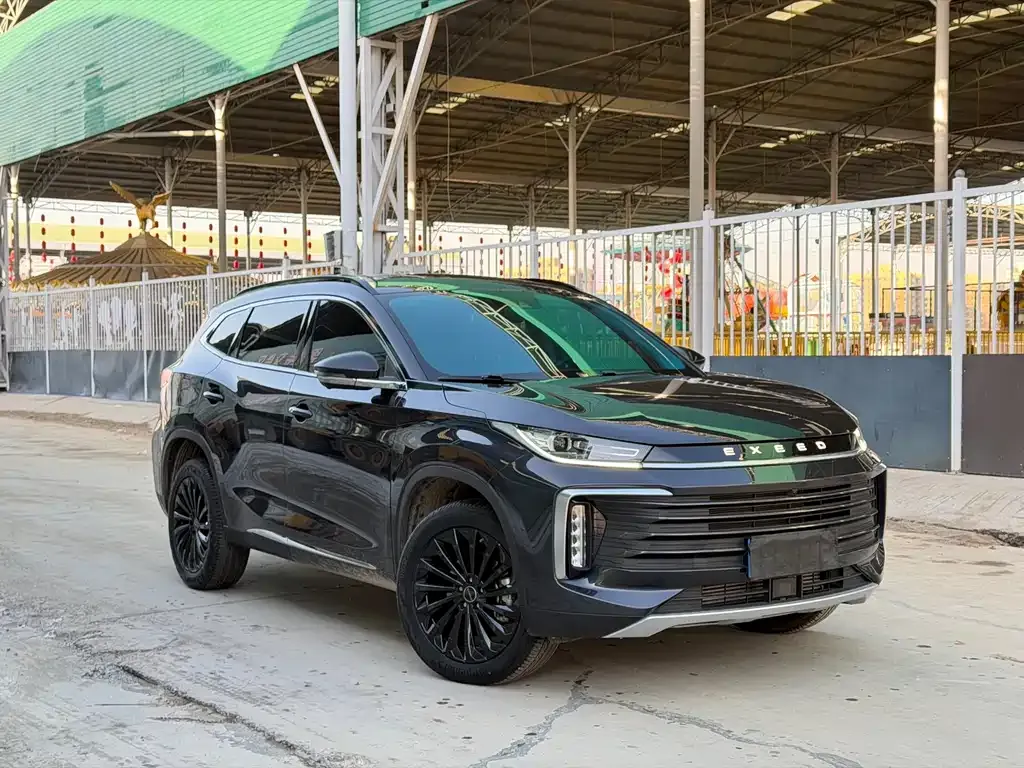 Exeed Lingyun 2025 из CN, фото 10