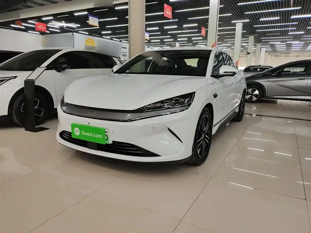 BYD Qin L — фото 1