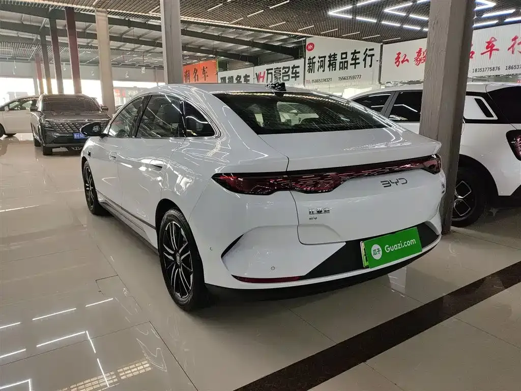 BYD Qin L — фото 6
