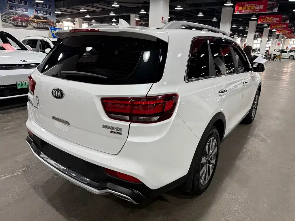 Kia KX7 2021 из CN, фото 2