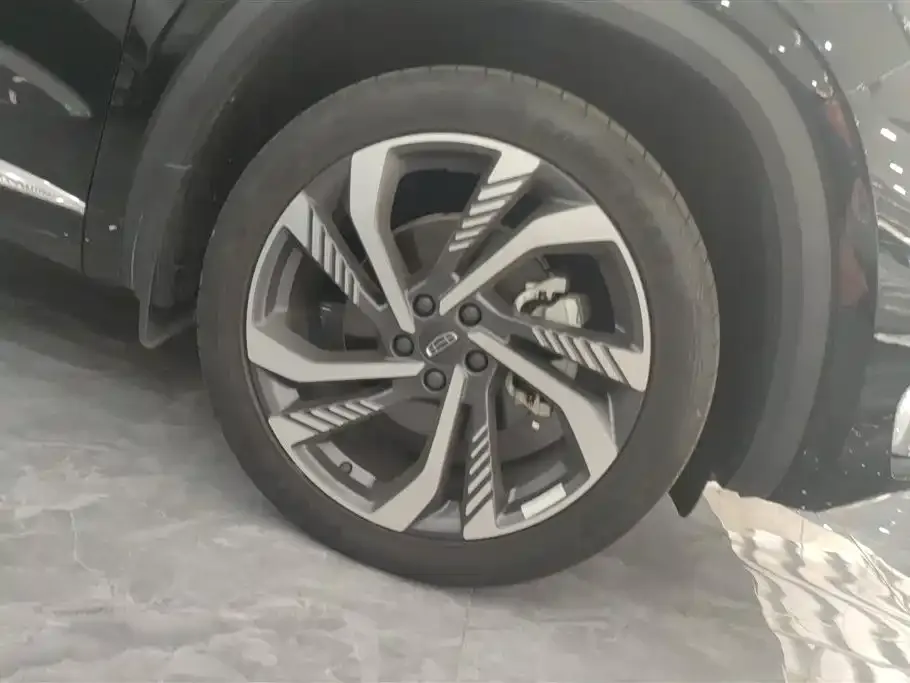 Geely Xingyue L 2023 из CN, фото 5