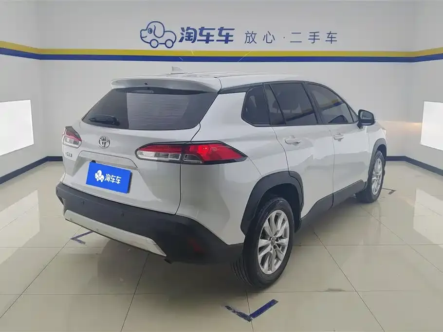 Toyota Corolla Cross 2023 из CN, фото 8