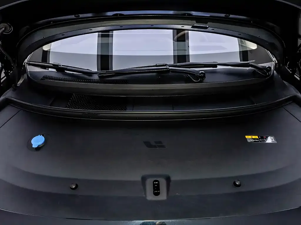 Li Auto i8 2025 из CN, фото 2