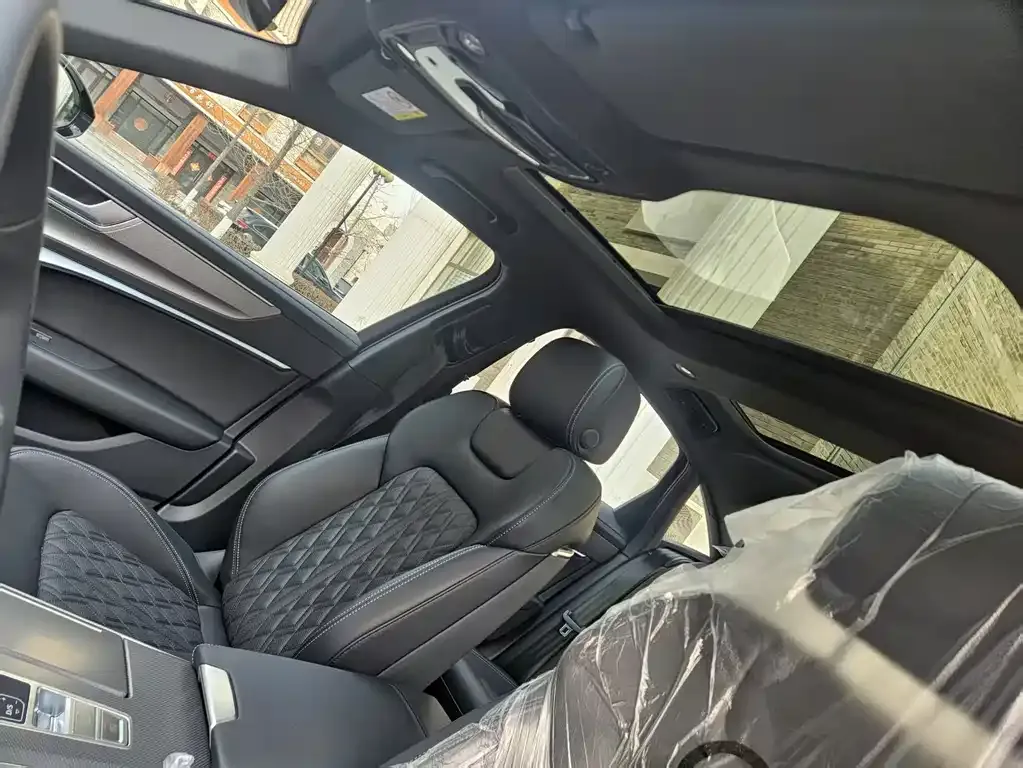 Audi A6L 2026 из CN, фото 6