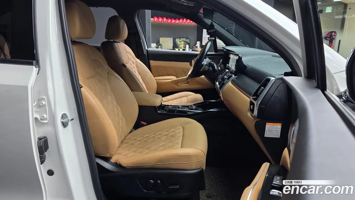 Kia Sorento — фото 9
