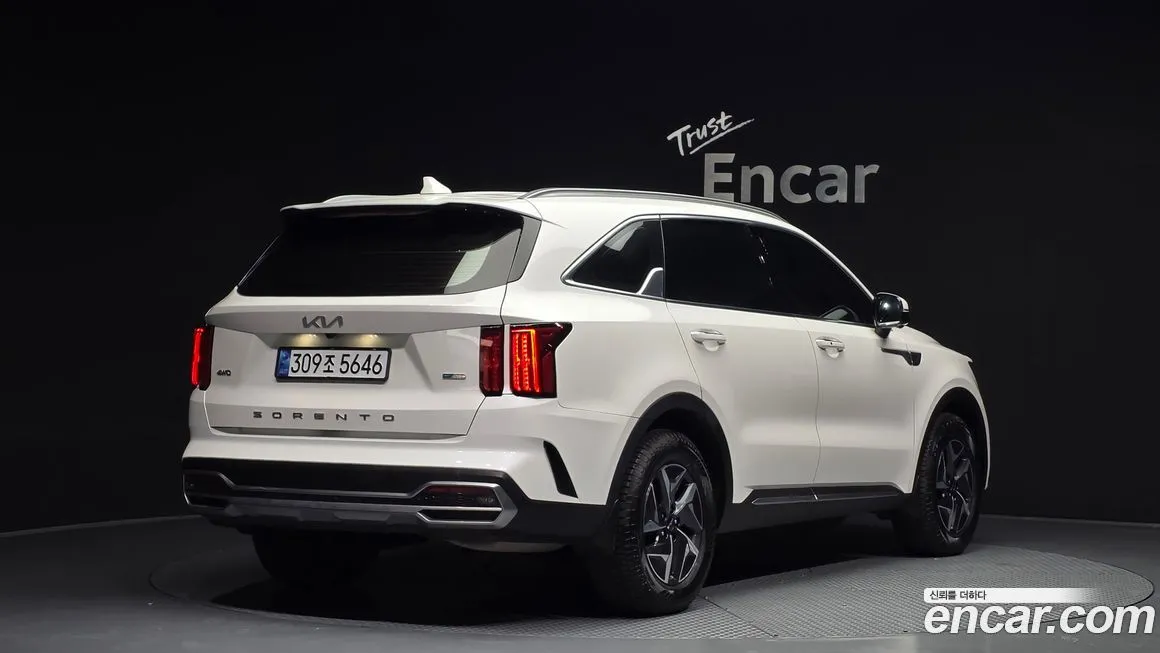 Kia Sorento — фото 5