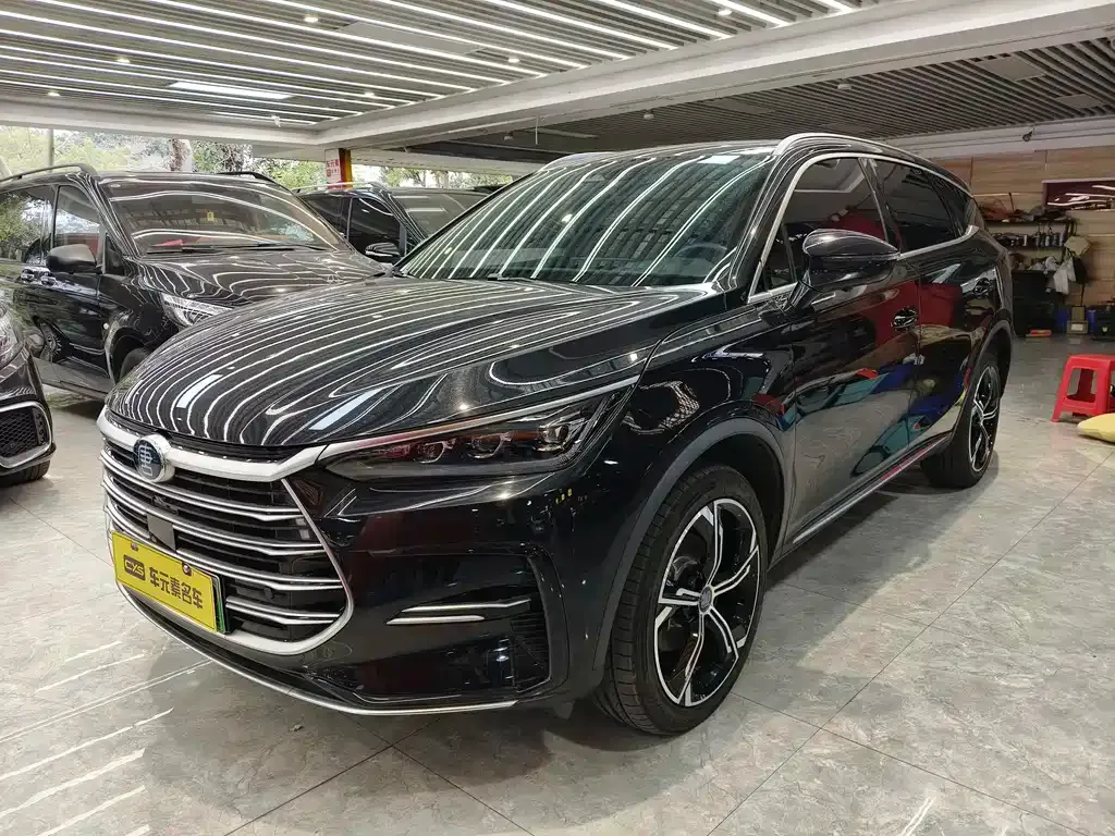 BYD Tang New Energy — фото 1