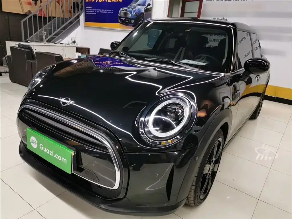 MINI Cooper (3-door) 2024 из CN, фото 1